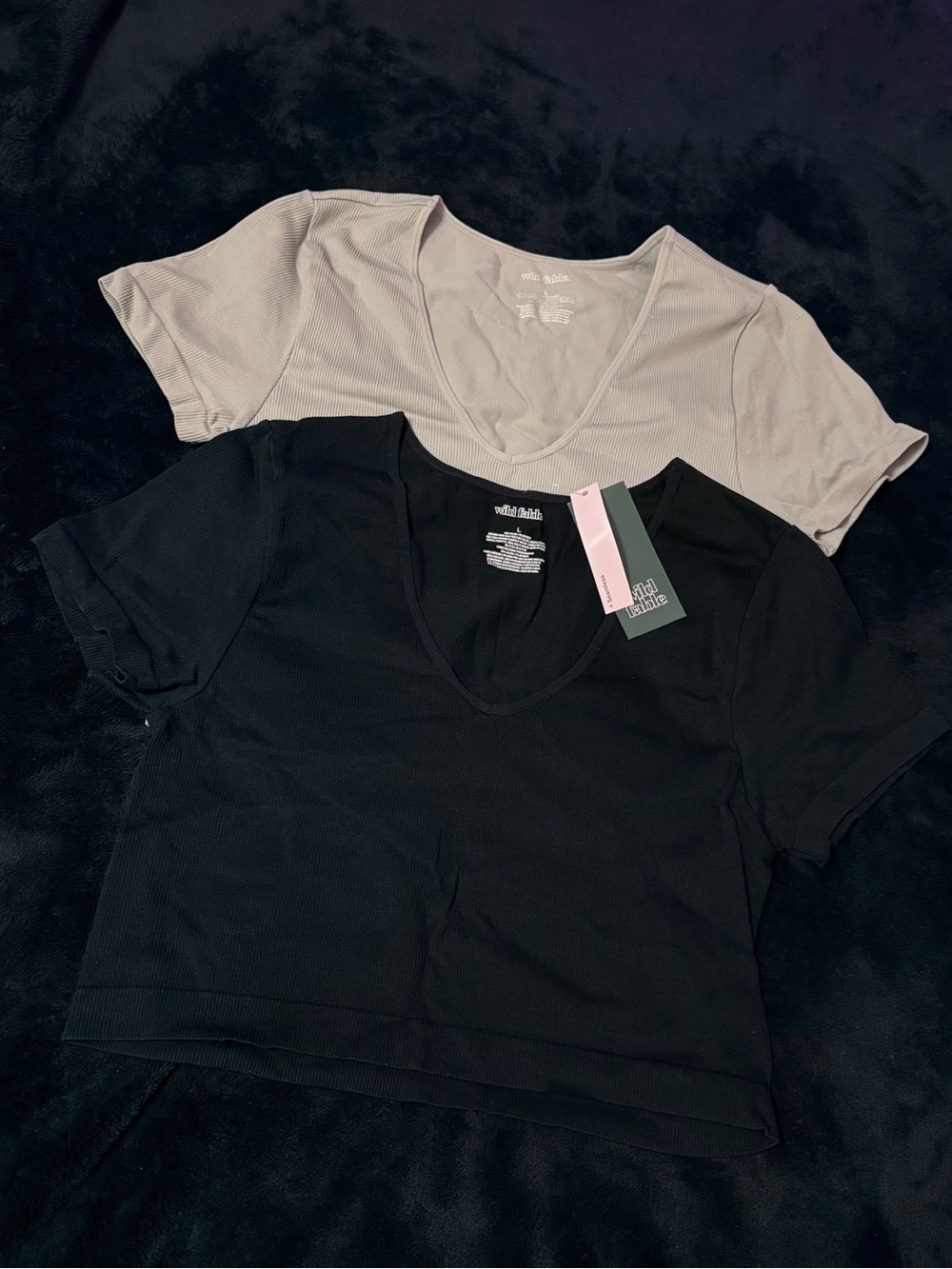 V-Neck Tees